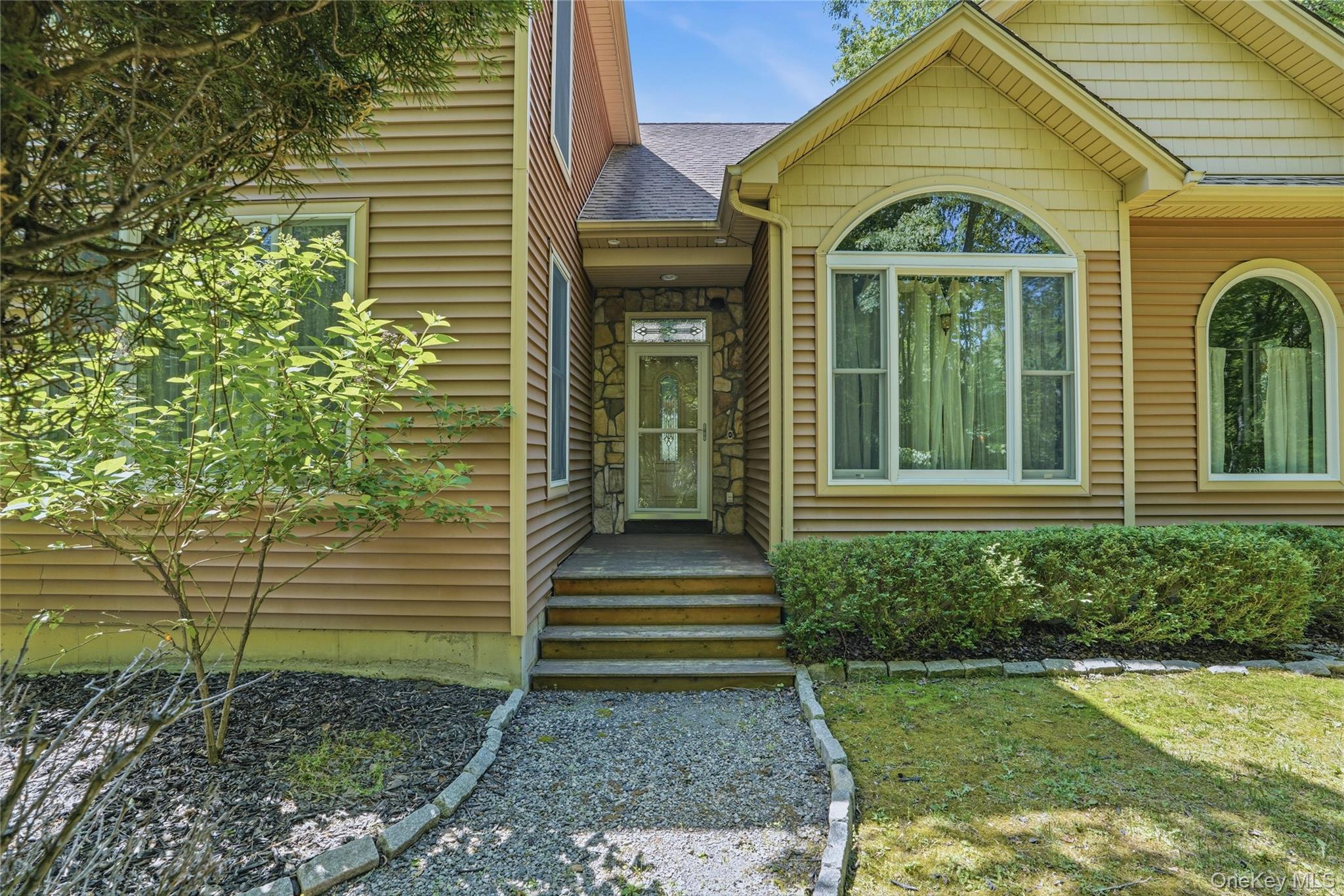 6 Foxwood Road