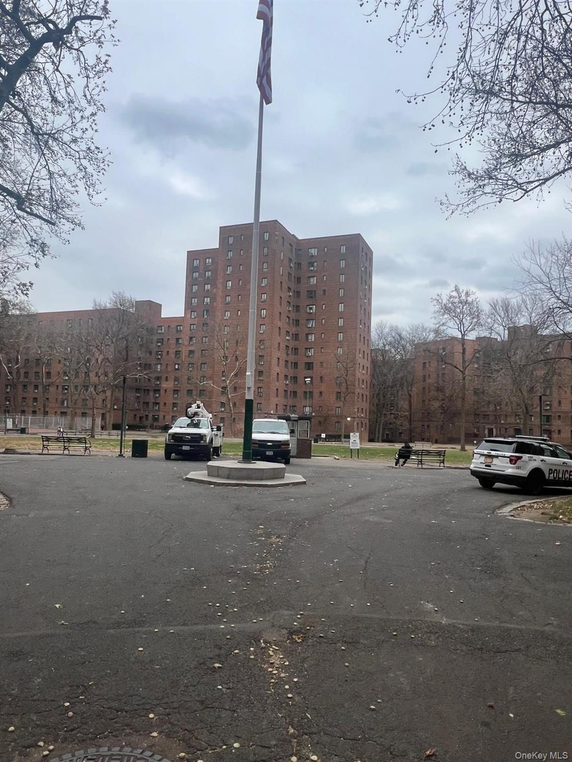 1450 Parkchester Road 3H