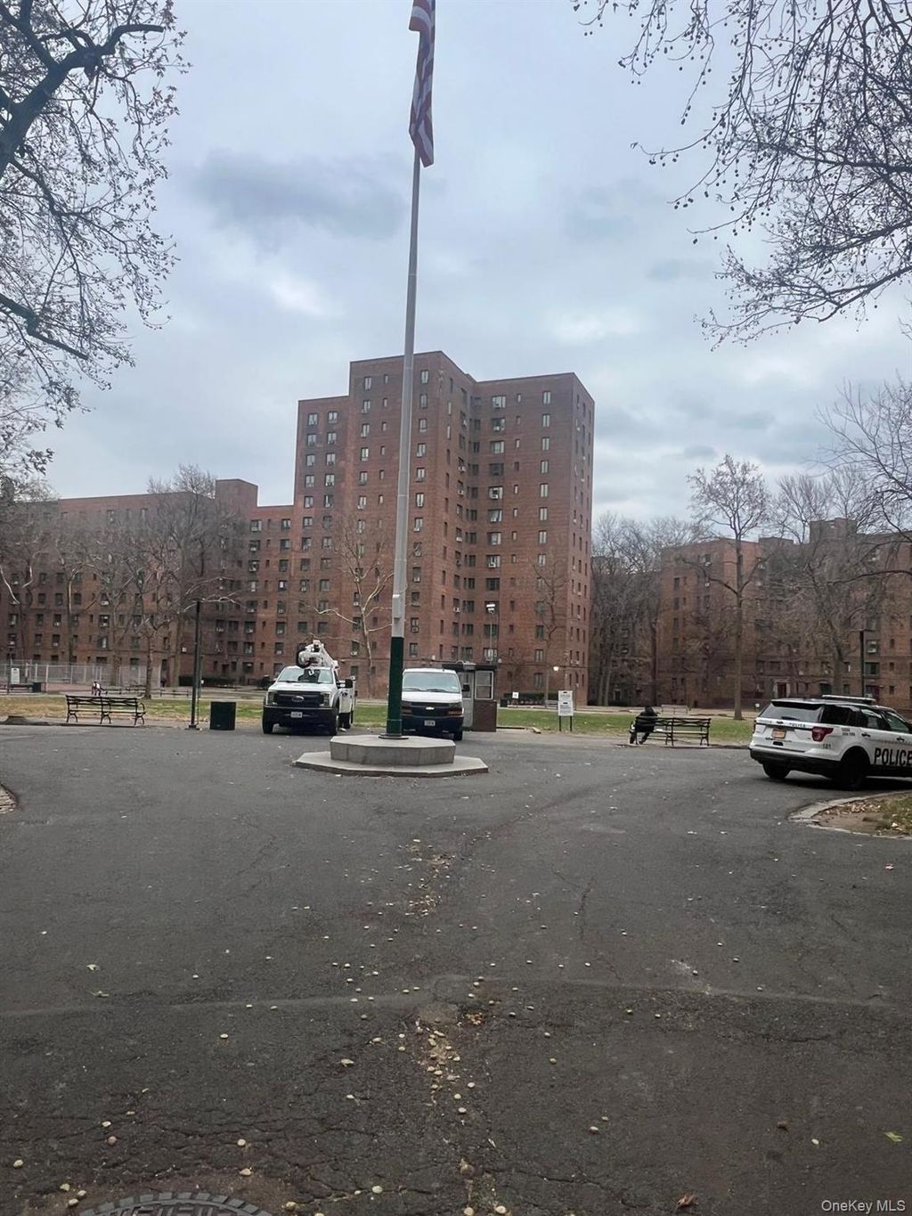 Photo of 1450 Parkchester Road #3H, Bronx, NY 10462 (MLS # 944682)