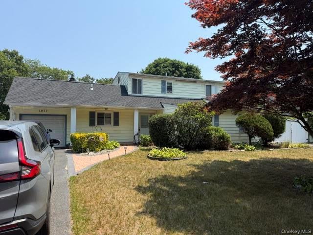 Photo of 1077 Sipp Avenue, Medford, NY 11763 (MLS # 1058446)
