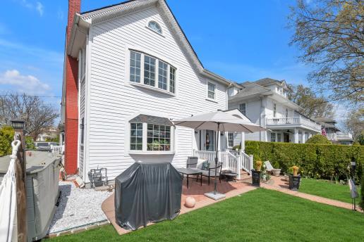 199 Tulip Avenue, Floral Park, New York image 25