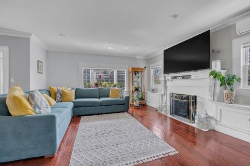 199 Tulip Avenue, Floral Park, New York image 3
