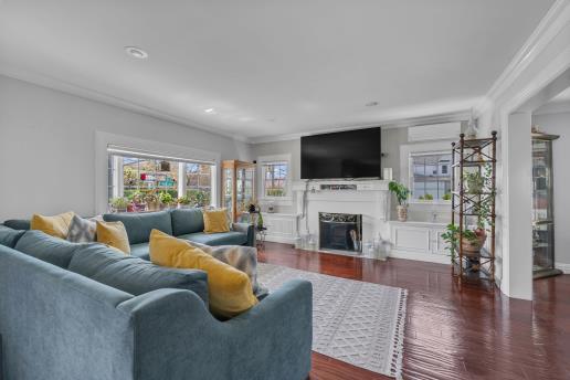 199 Tulip Avenue, Floral Park, New York image 5