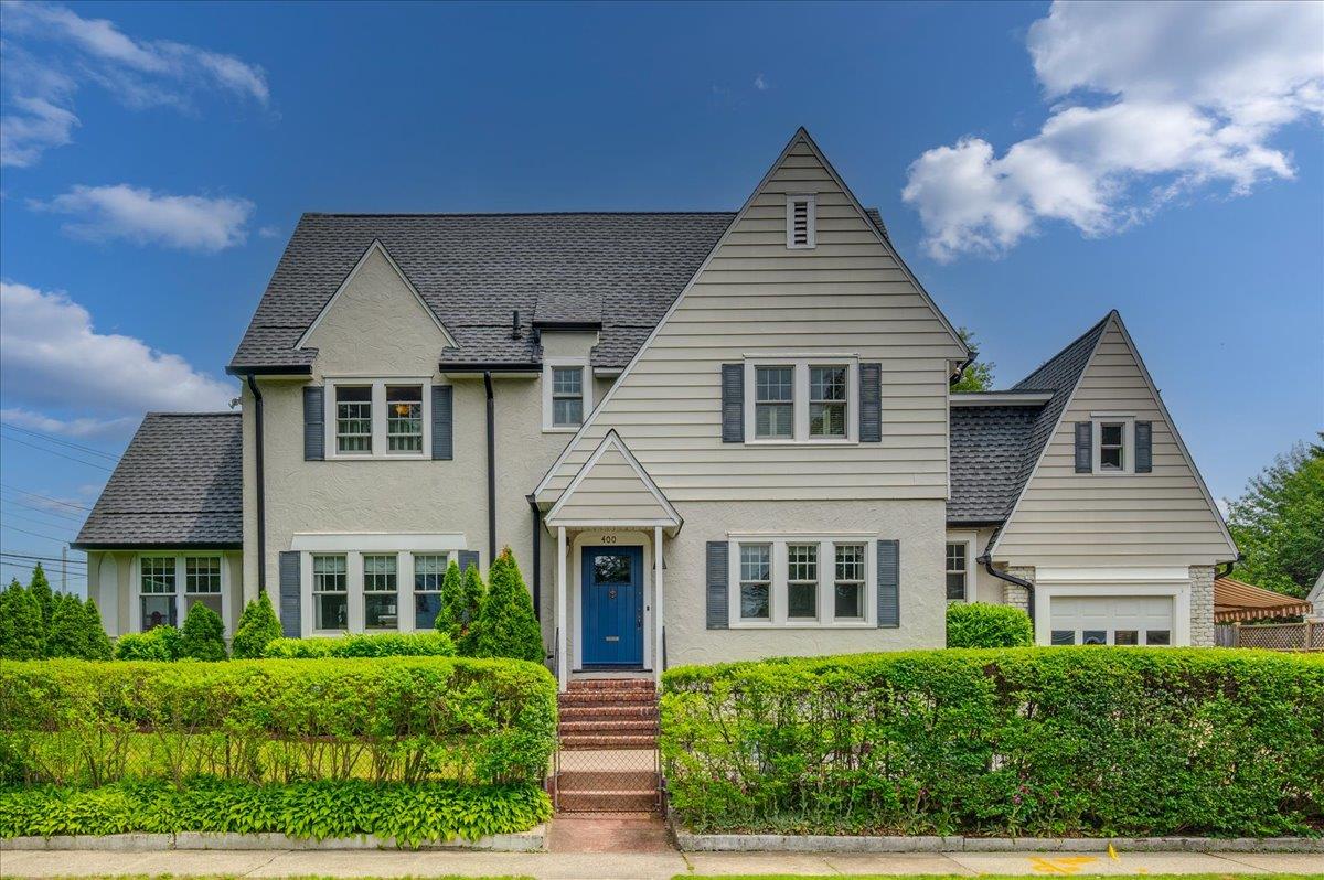 Property for Sale at Manor Ridge Road, Pelham, New York - Bedrooms: 4 
Bathrooms: 4 
Rooms: 9  - $1,479,000