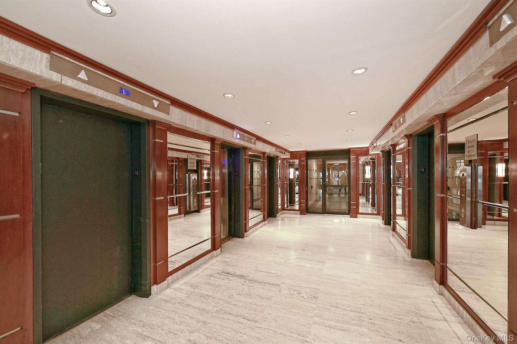 269-10 Grand Central Parkway 15L