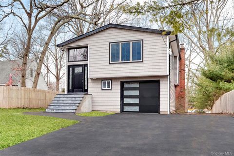 567 Puritan Drive Shirley NY 11967