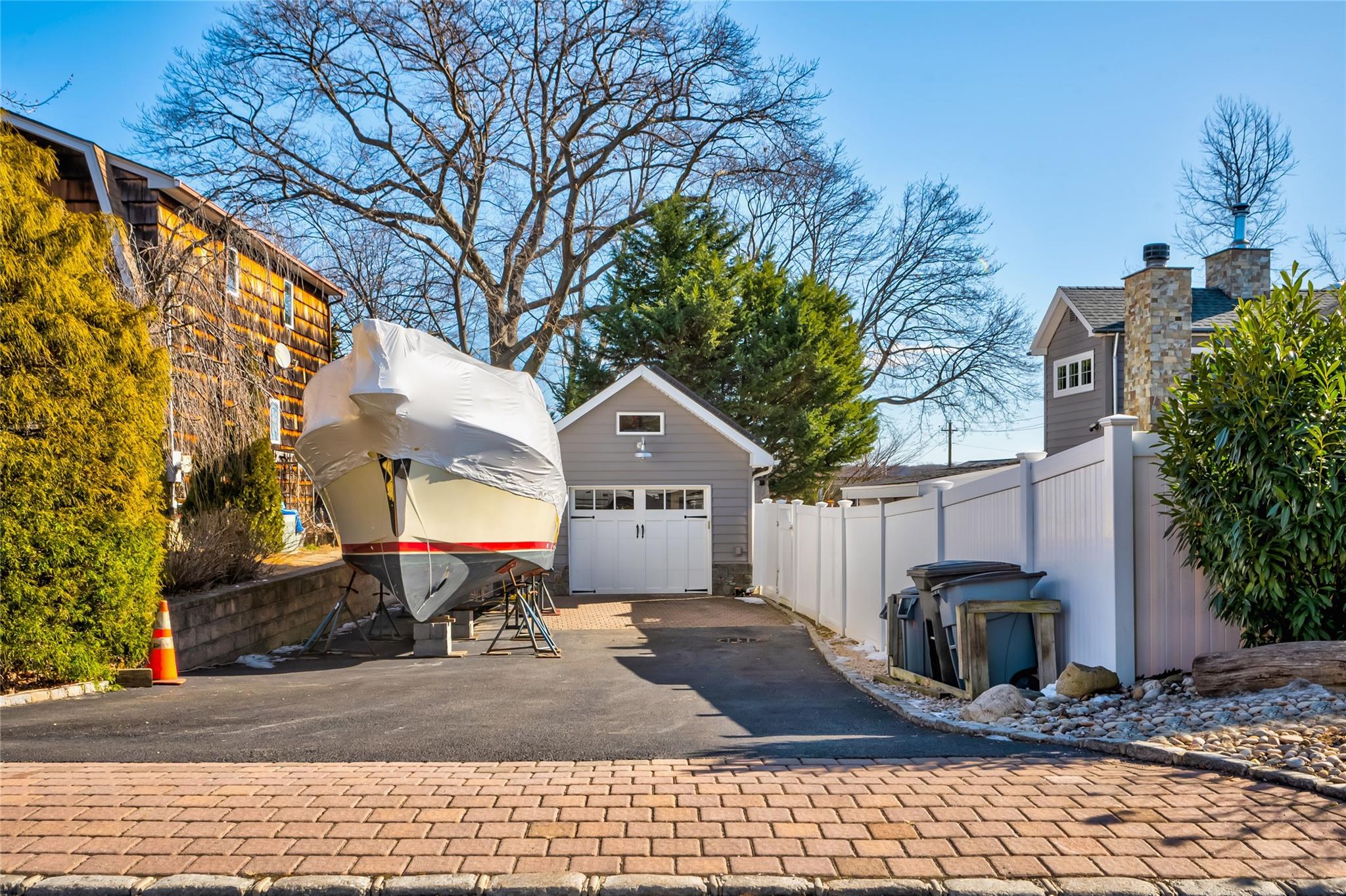 17 West Street, North Port, New York image 33