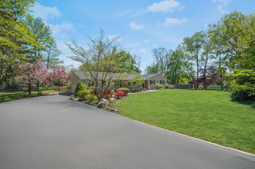 85 Meadow Glen Road