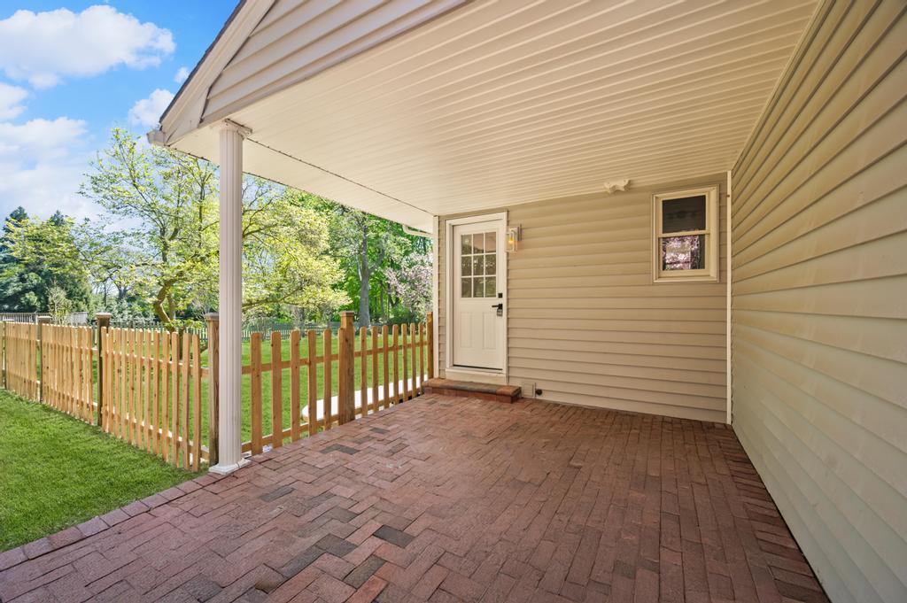 85 Meadow Glen Road