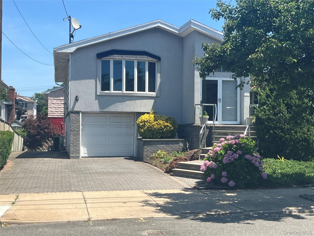 Photo of 15811 79th Street, Howard Beach, NY 11414 (MLS # 1051002)