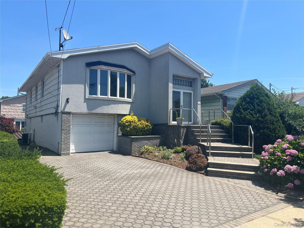 Photo of 15811 79th Street, Howard Beach, NY 11414 (MLS # 1051002)