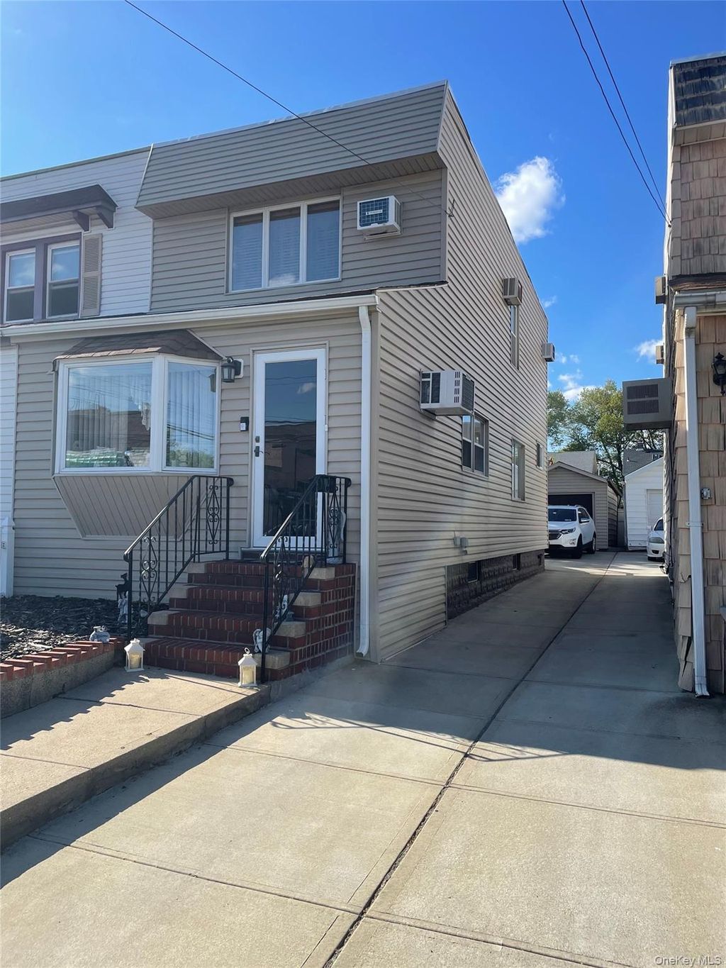 Photo of 19815 33rd Avenue, Flushing, NY 11358 (MLS # 1001549)