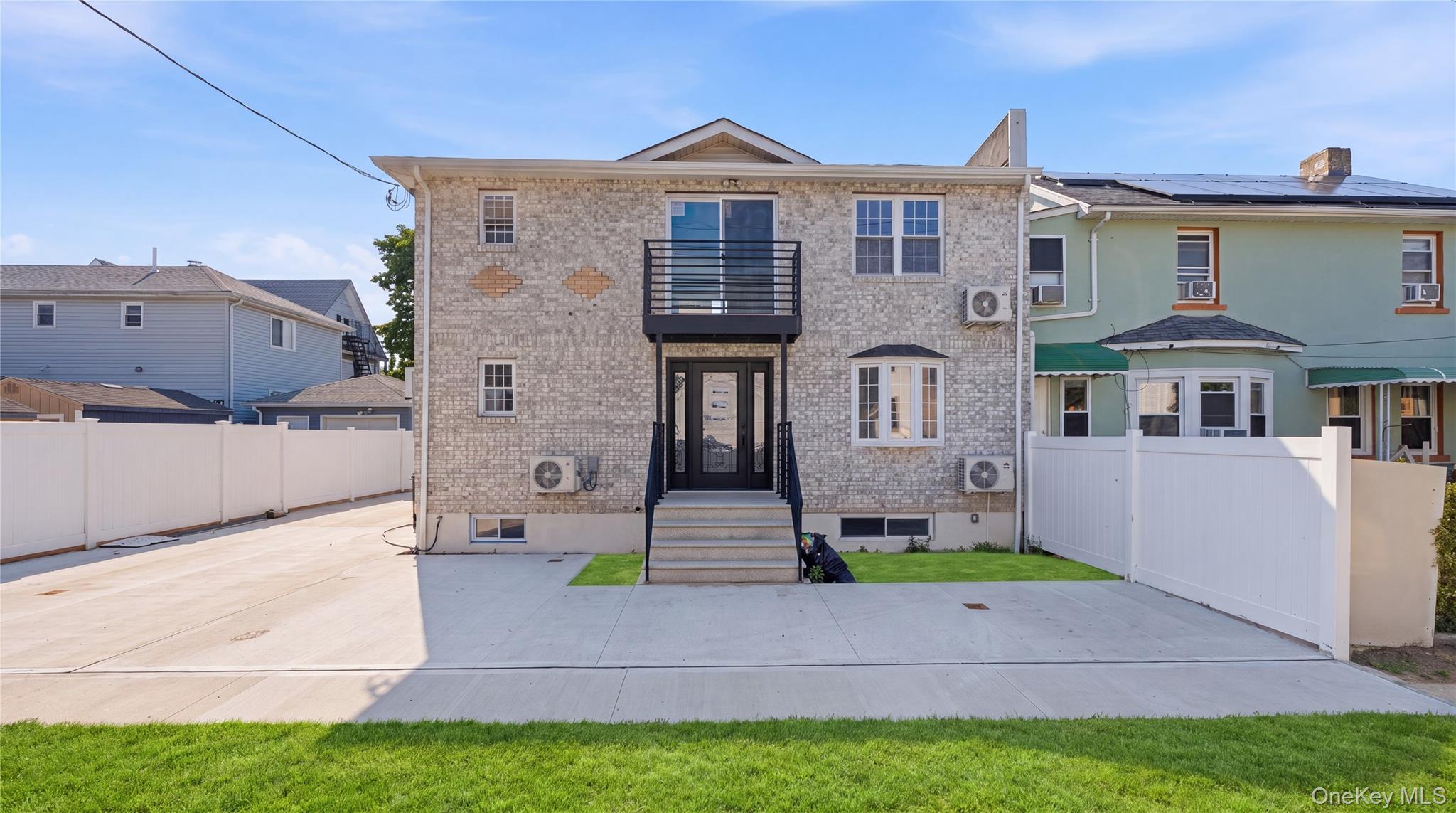 Photo 1 of 34 — 137-08 218th Street, Laurelton, NY 11413