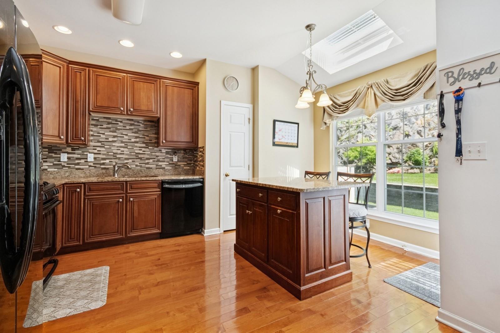 886 Huntington Drive, Fishkill, New York image 15