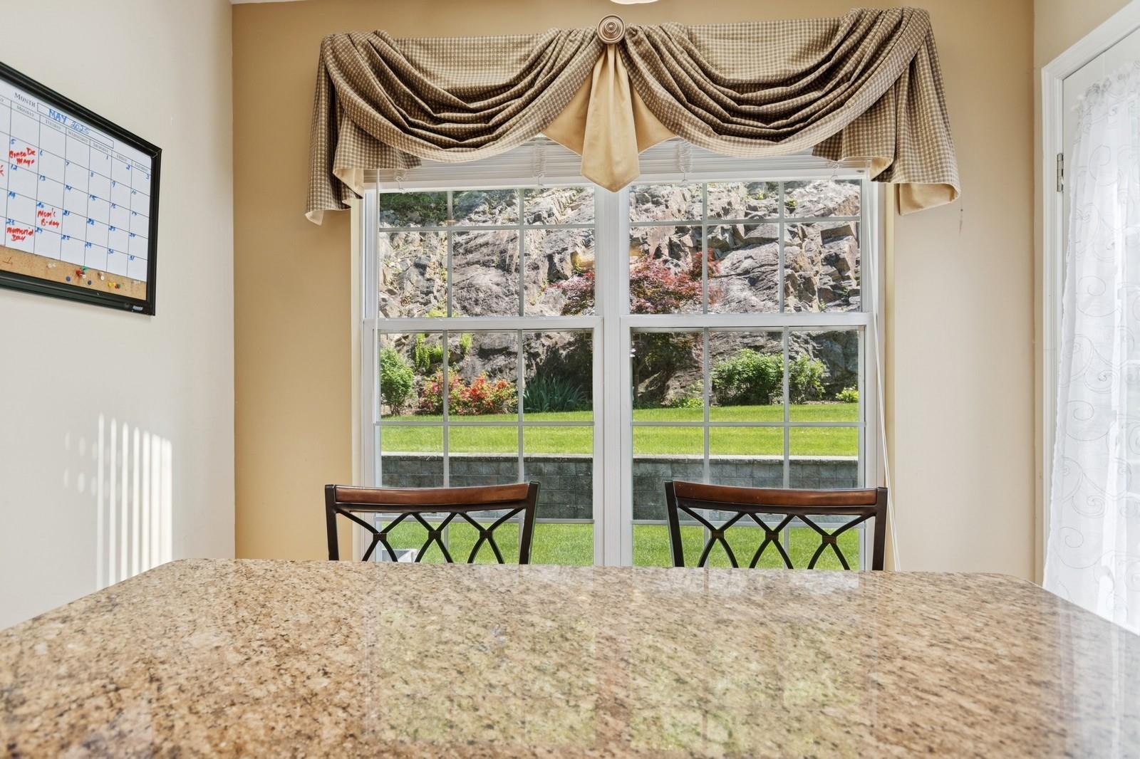 886 Huntington Drive, Fishkill, New York image 18
