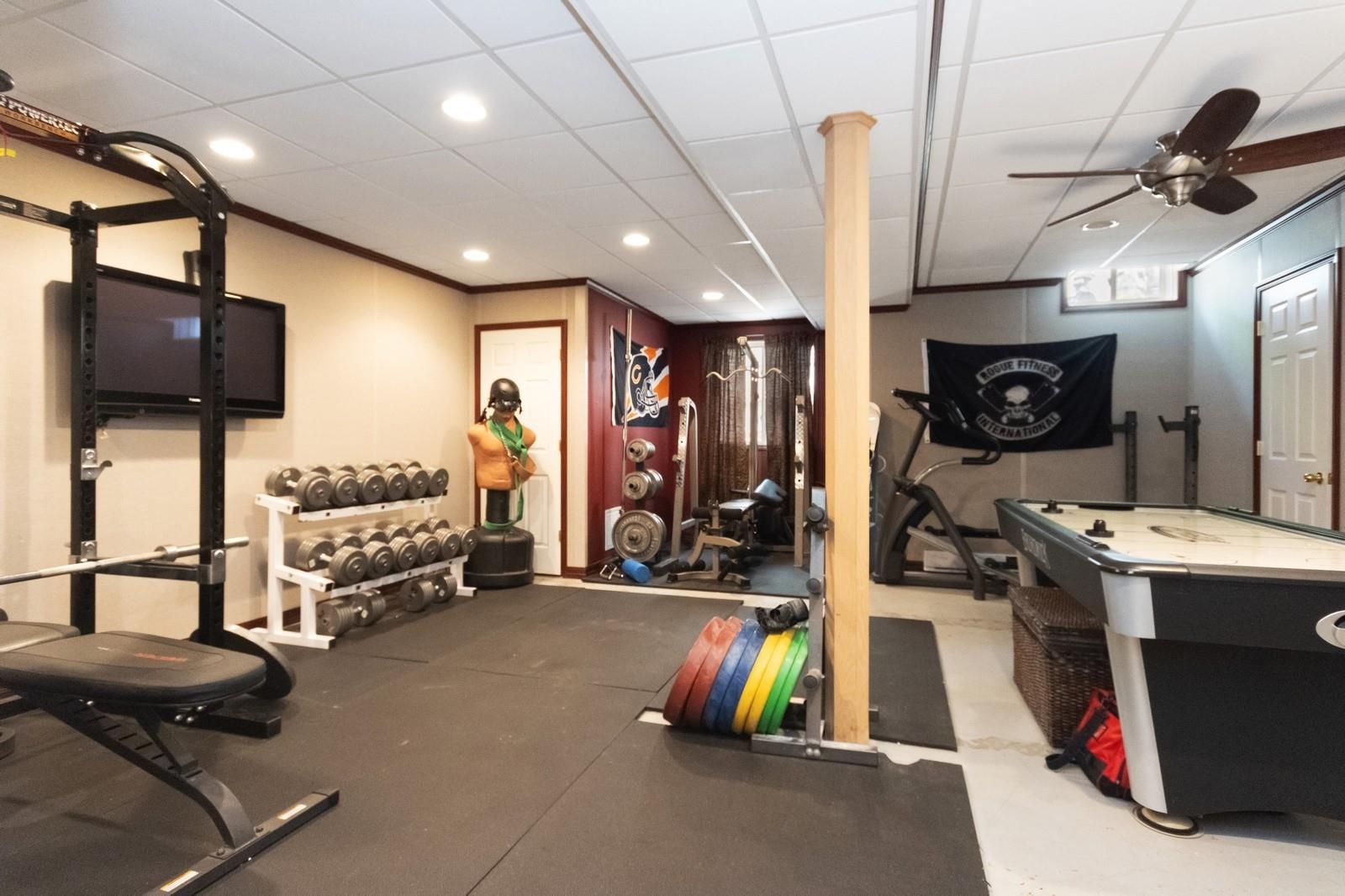 886 Huntington Drive, Fishkill, New York image 39