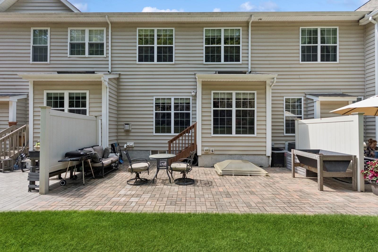 886 Huntington Drive, Fishkill, New York image 40