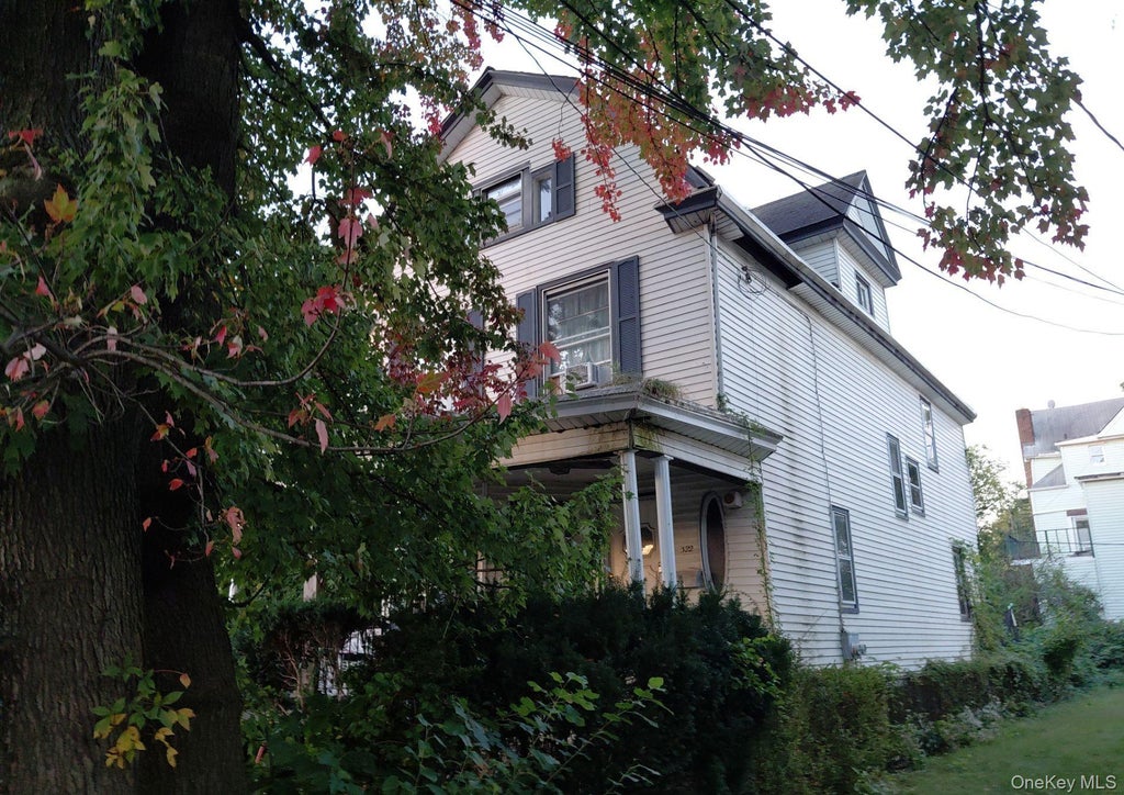 Photo of 322 S 3rd Avenue, Mount Vernon, NY 10550 (MLS # 1065924)