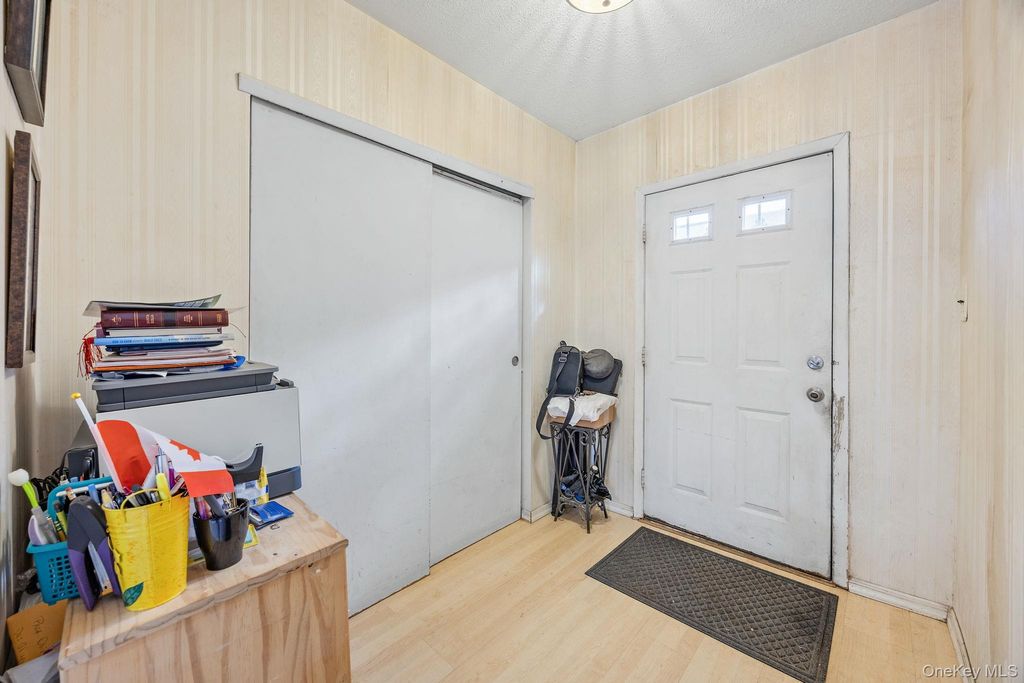 Photo of 905 Hart Street, Brooklyn, NY 11237 (MLS # 944332)