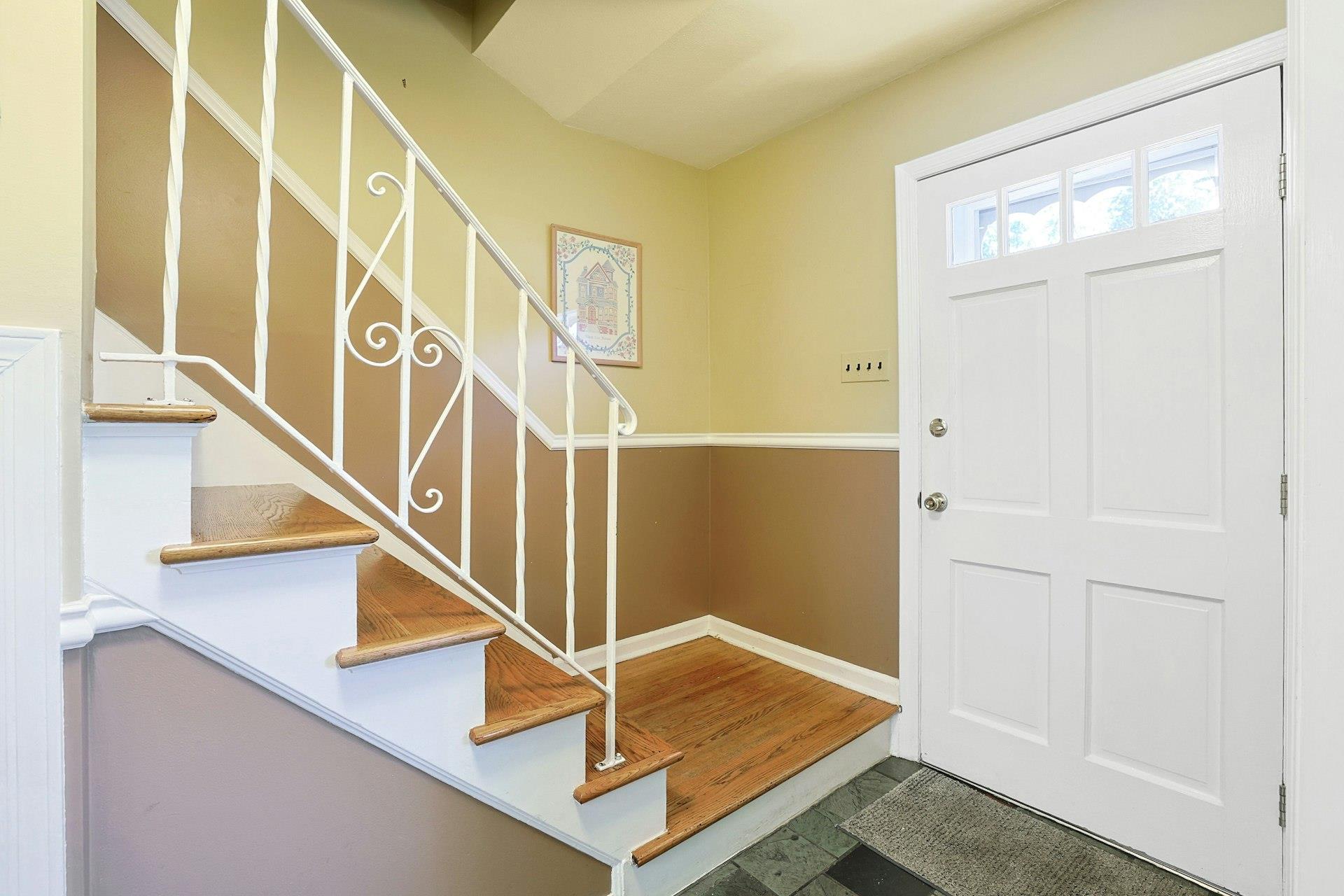 53 Prior Place, Yonkers, New York image 3