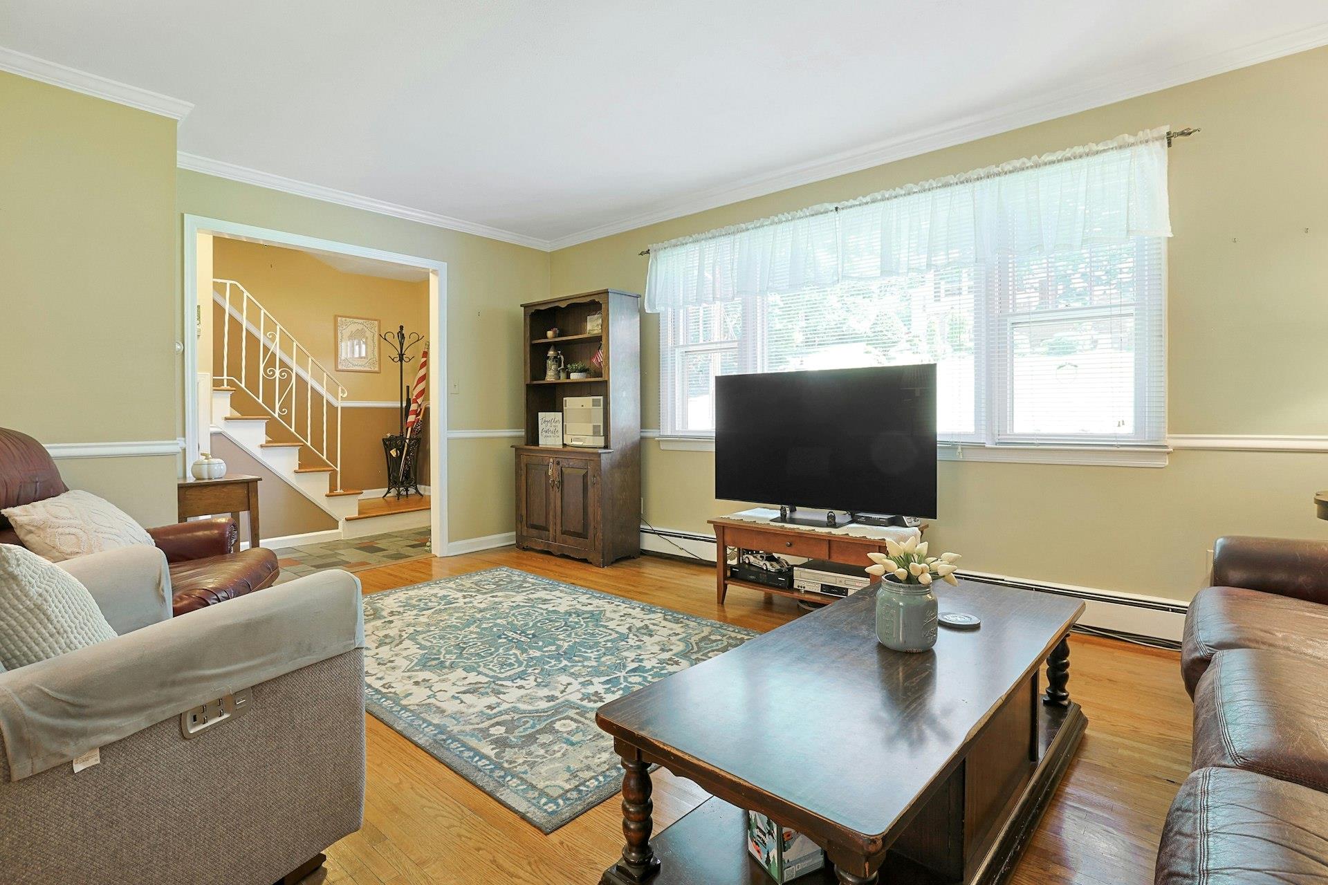 53 Prior Place, Yonkers, New York image 7