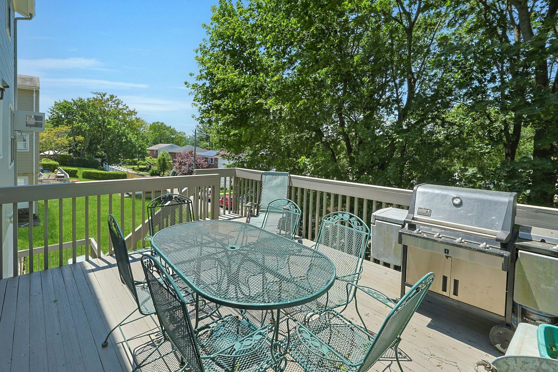 53 Prior Place, Yonkers, New York image 27