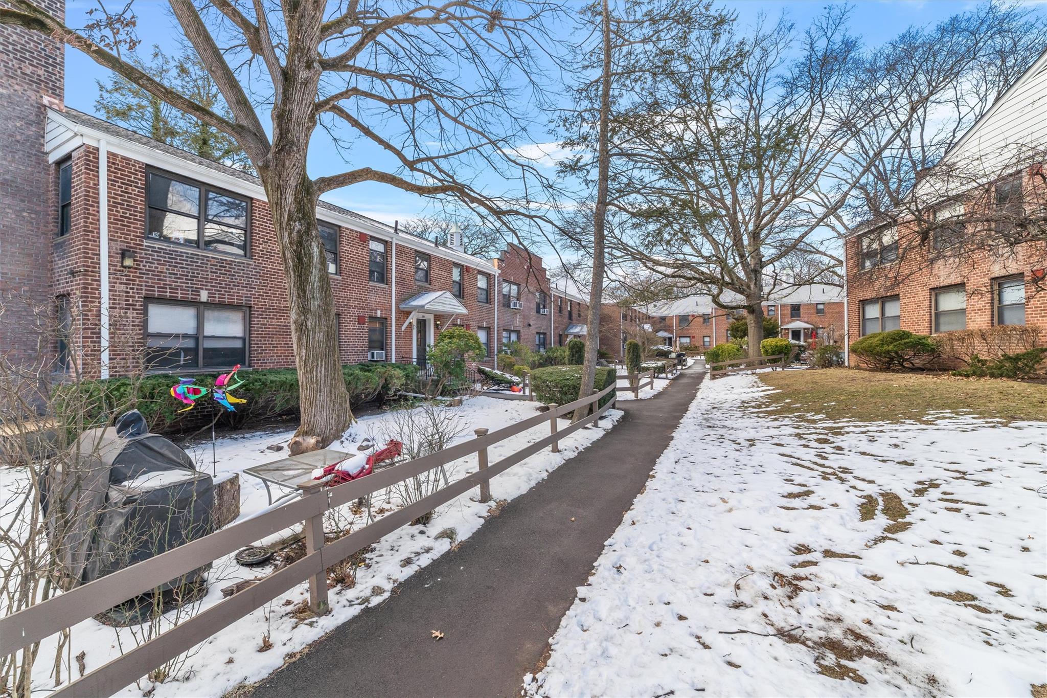 157 E Hartsdale Avenue #2A, Hartsdale, New York image 21