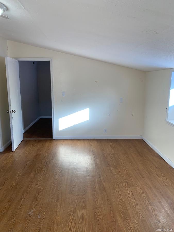 8068 Albany Post Road 2