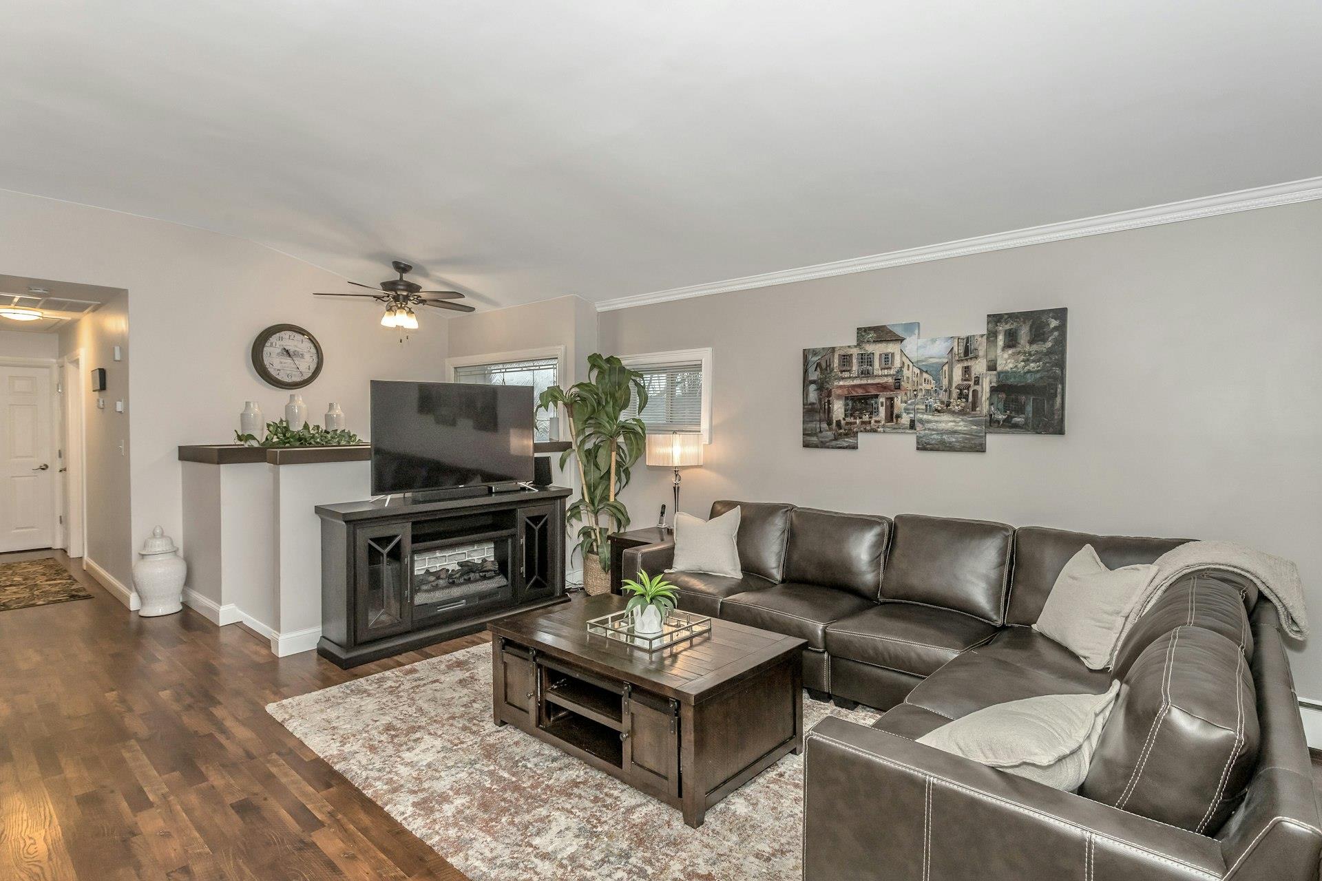 818 S Ocean Avenue, Freeport, New York image 6