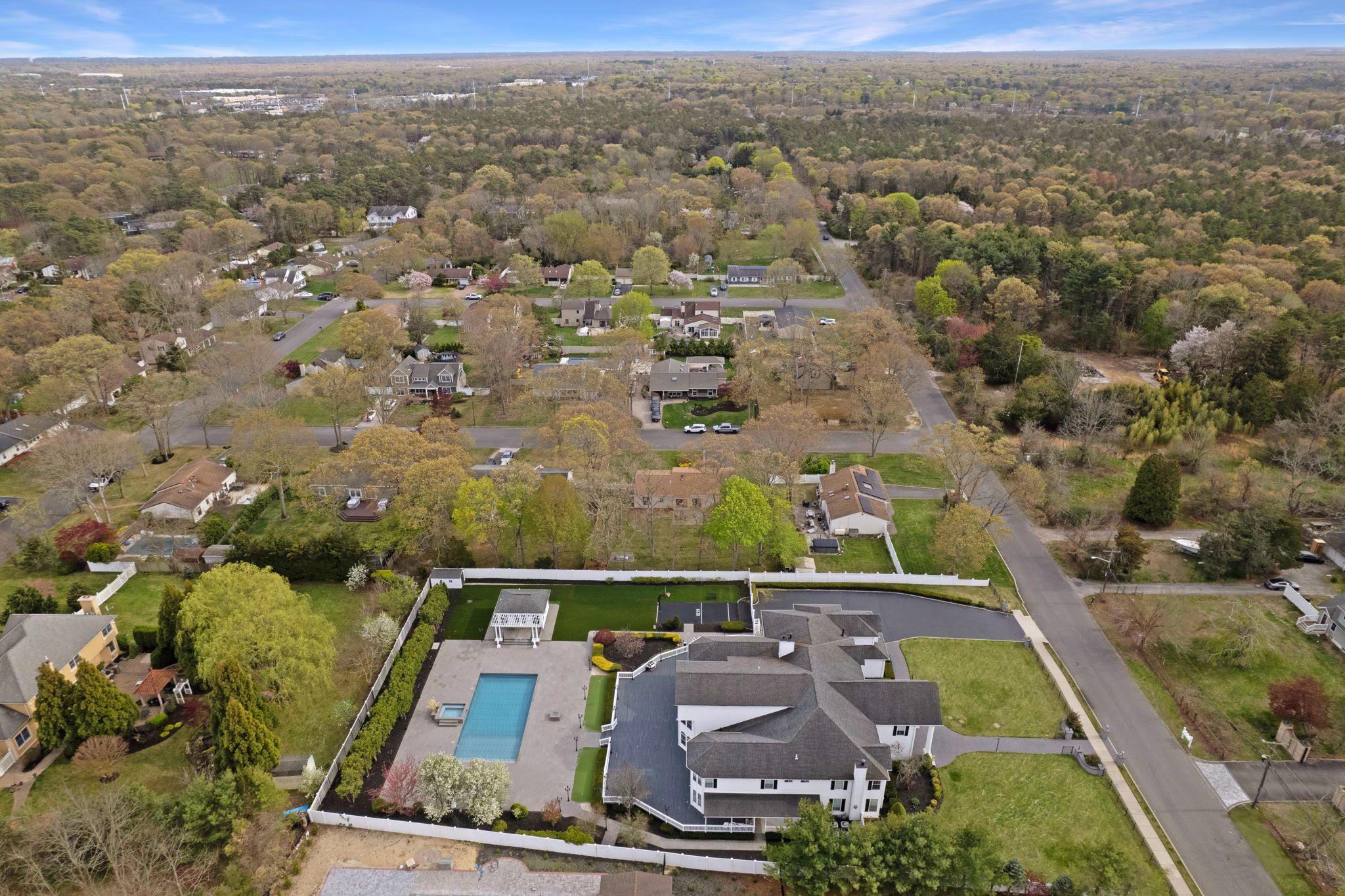 91 Fairmont Avenue, Medford, New York image 34