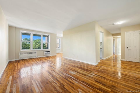 Homes For Sale - 42 Pine Street #3B<br/> Yonkers, NY 10701