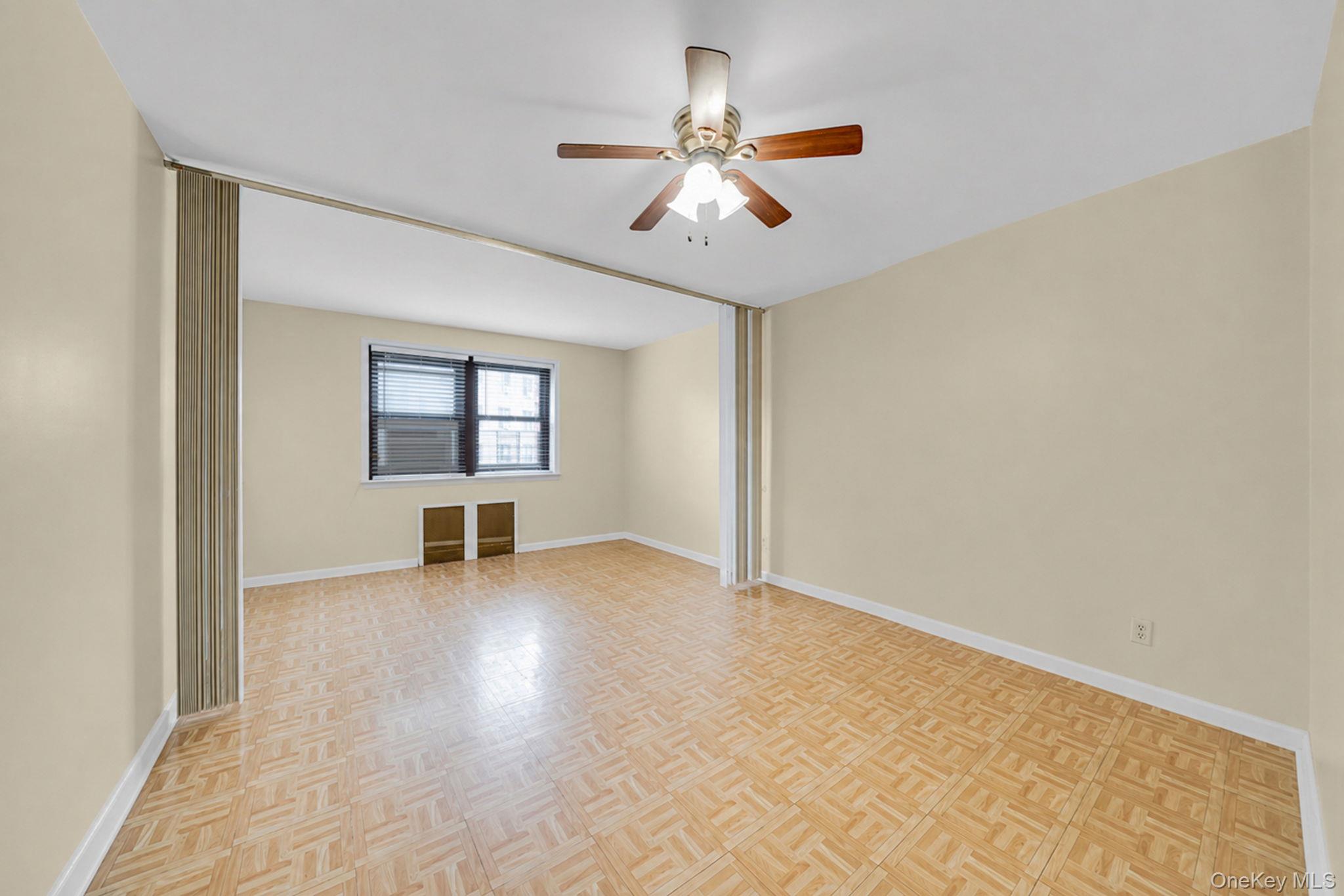 139-05 85 Drive 5E - Photo 3