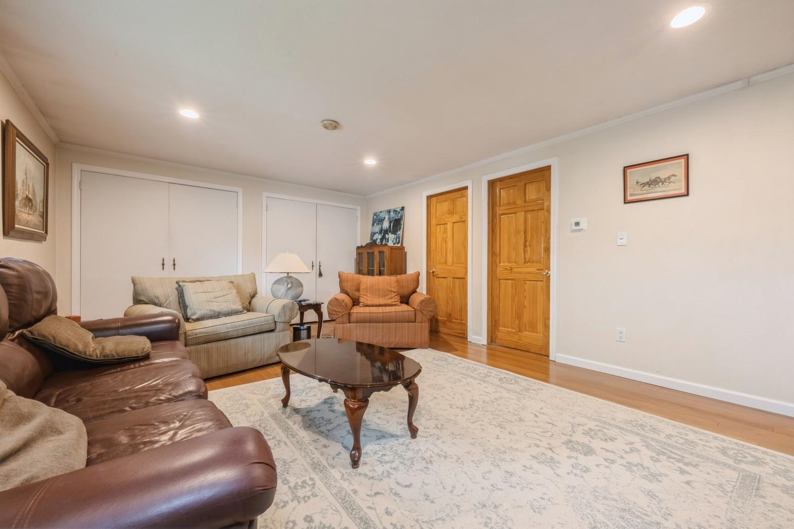 780 Regent Drive, Westbury, New York image 29