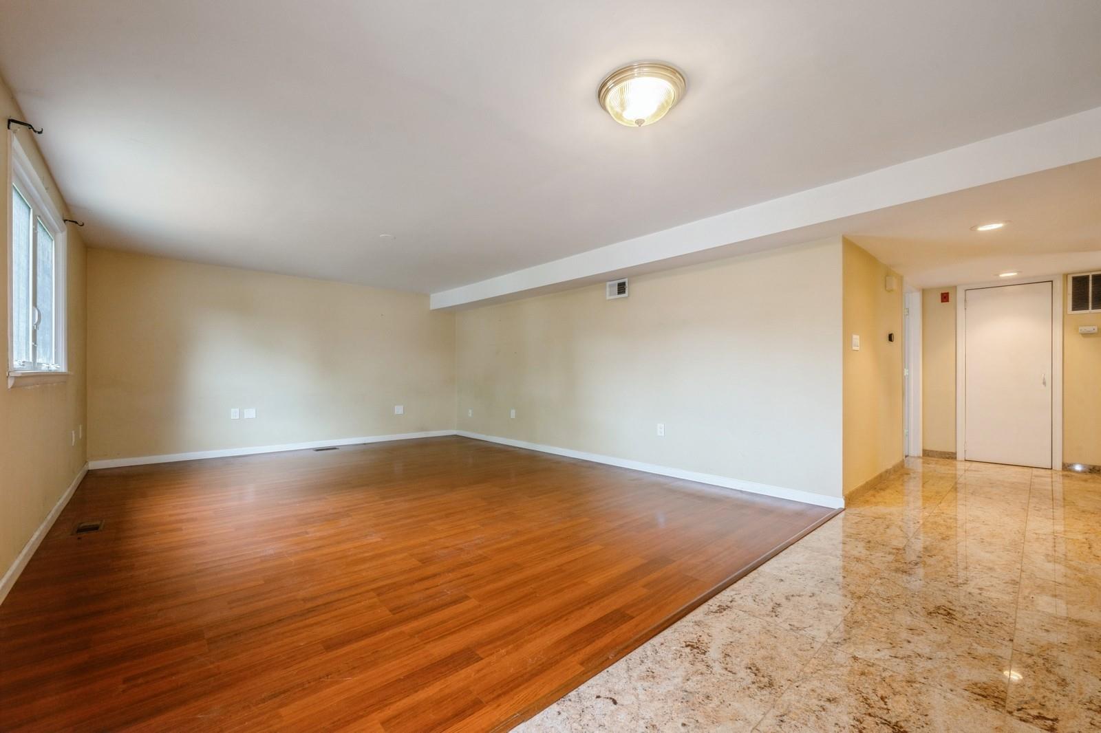 780 Regent Drive, Westbury, New York image 23