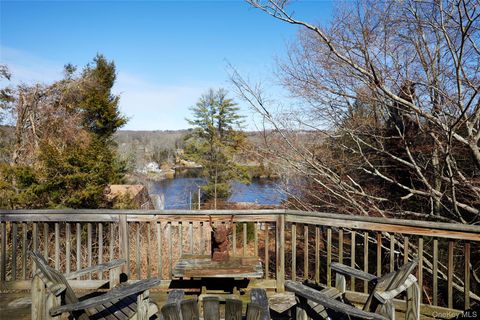 Homes For Sale - 23 Bouton Street<br/> South Salem, NY 10590