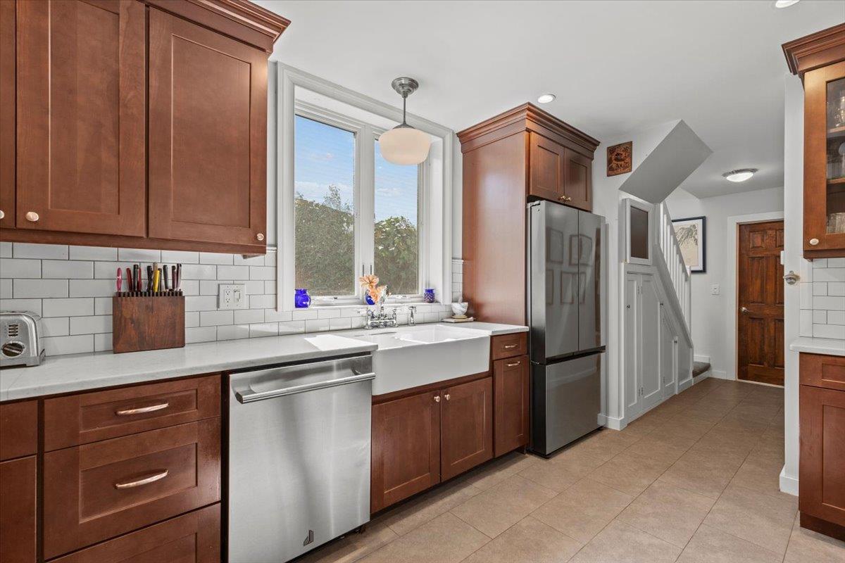 15 Wendover Road, Yonkers, New York image 14