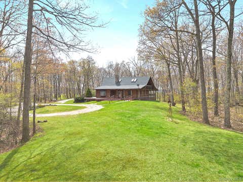 Homes For Sale - 117 S Quaker Hill Road<br/> Pawling, NY 12564