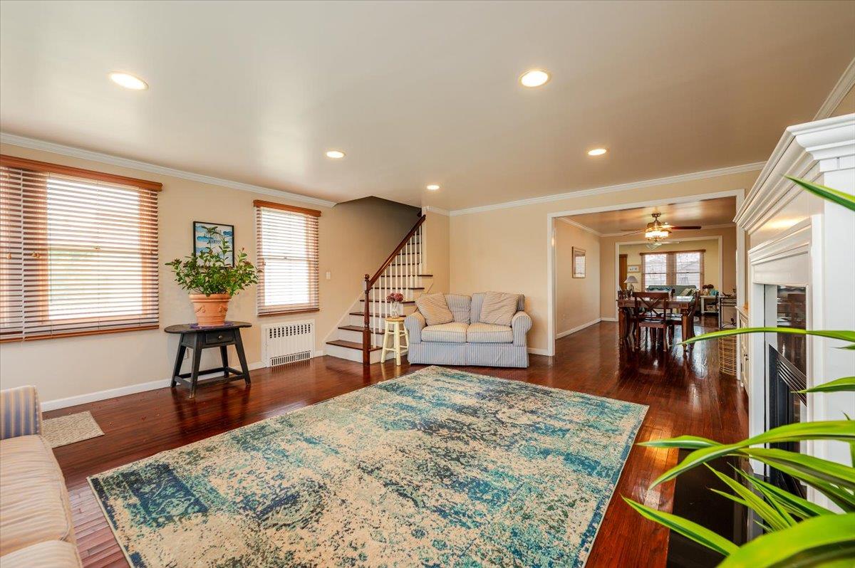 615 E Walnut Street, Long Beach, New York image 3