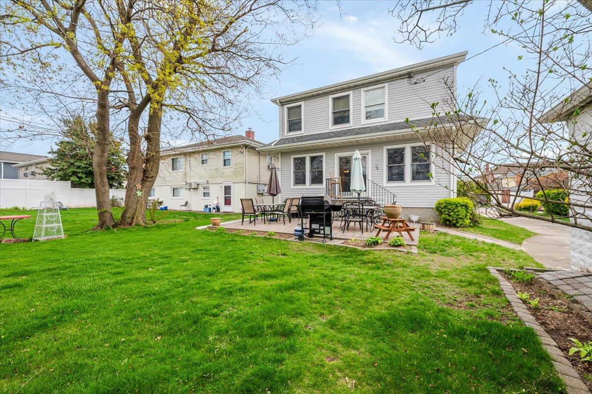615 E Walnut Street, Long Beach, New York image 20