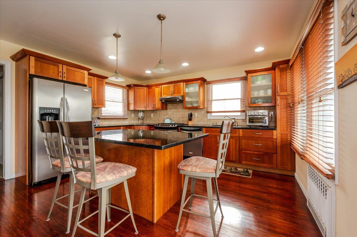 615 E Walnut Street, Long Beach, New York image 7