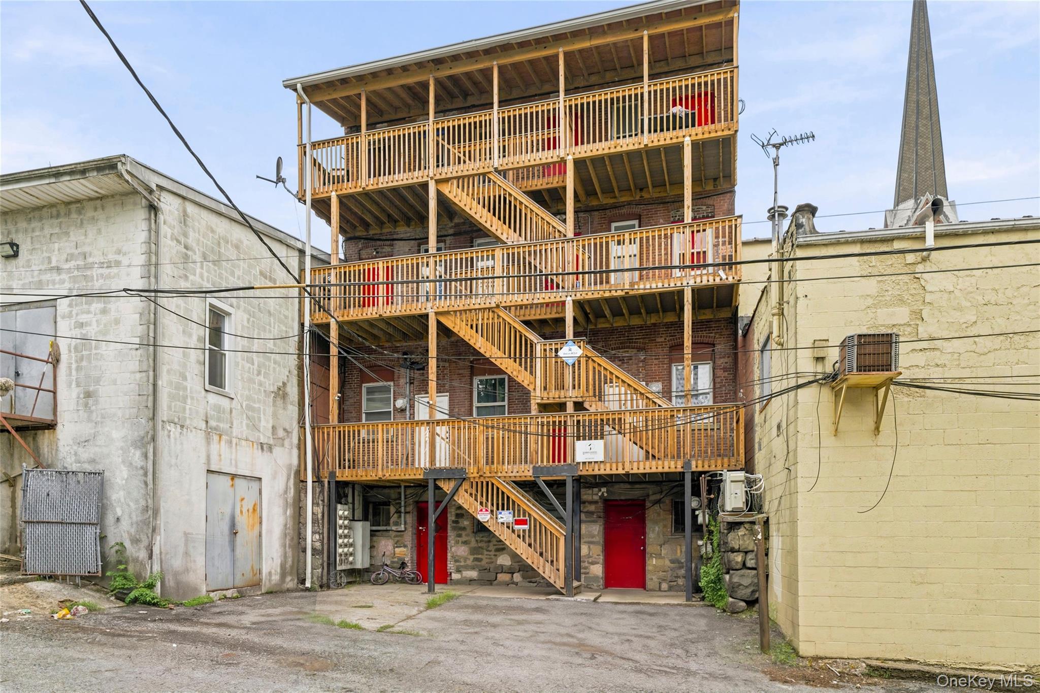 30-32 E Main Street