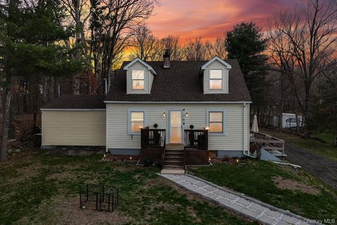 525 Bloomingburg Road Middletown NY 10940