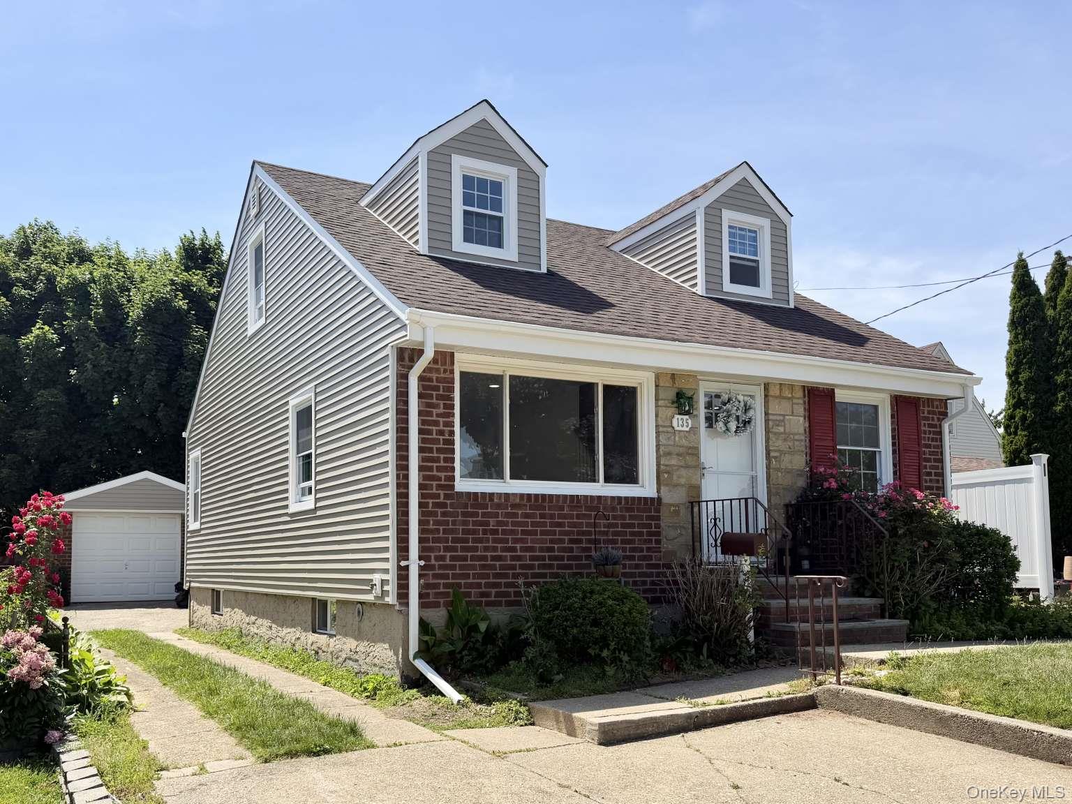 135 Barwick Boulevard