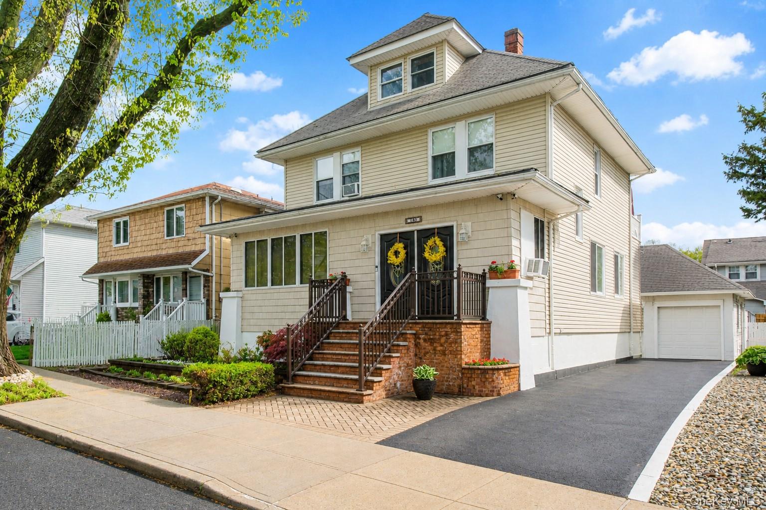 109 Adams Avenue