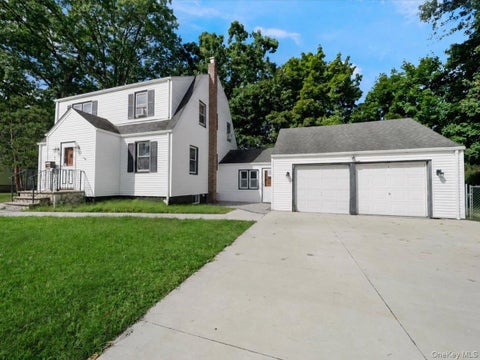 Multifamily For Rent - 1 Henry Court #1<br/> Nanuet, NY 10954
