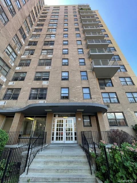 Homes For Sale - 1966 Newbold Avenue #1004<br/> Bronx, NY 10472