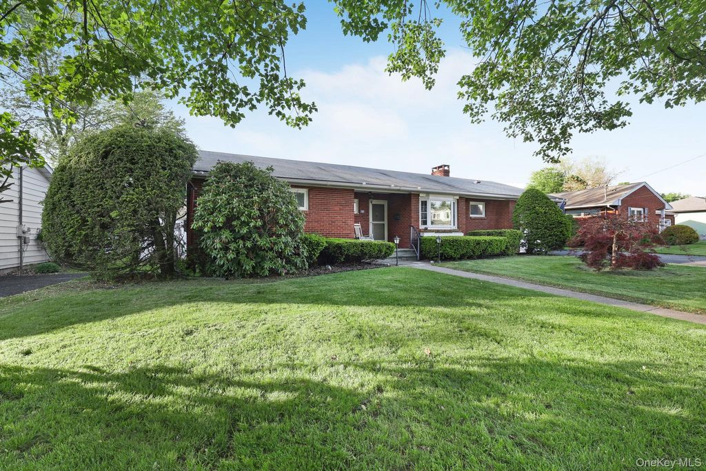 Photo of 36 Finger Street, Saugerties, NY 12477 (MLS # 1001230)