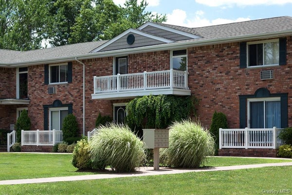 4 BAKER ST # 4D, WEST BABYLON, NY 11704 - Image 8efc85cf1680dca3f5d48cd759192ba1/3522024276