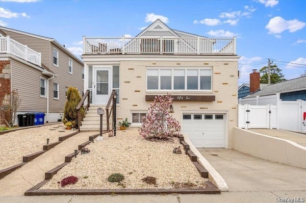 455 W PARK AVE # 1, LONG BEACH, NY 11561 - Image 8f0845d8d6b2d6e9260f74eb4cf29d53/3868494017