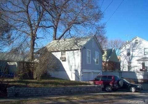 Apartment For Rent - 1 Birchwood Avenue #COTTAGE<br/> Port Washington, NY 11050